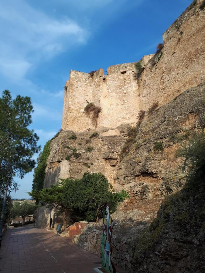 Casa De Bello Tortosa Buitenkant foto